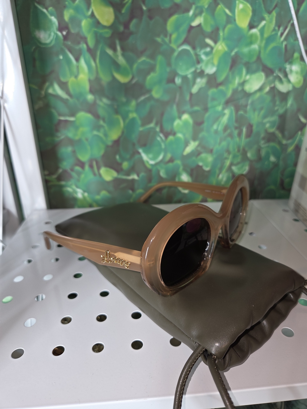 Ladies Round Sunglasses in Light Brown with Gold Accent